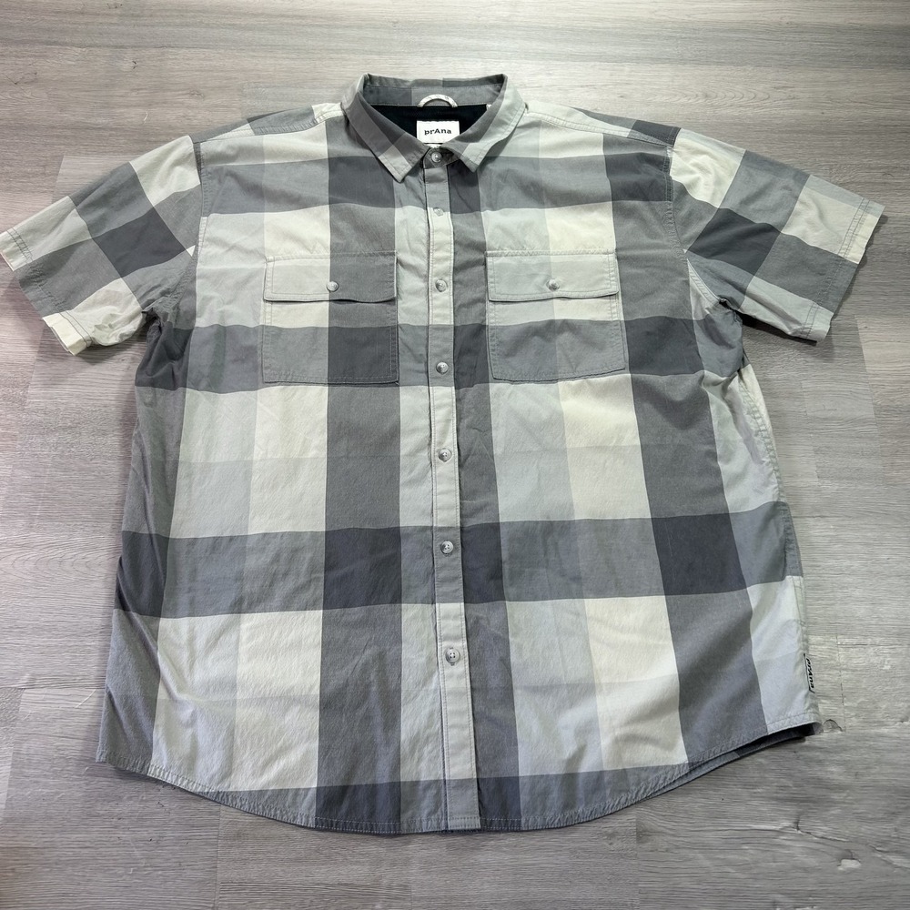 PrAna Shirt Mens 2XL Gray Plaid Short Sleeve Button Up Vented Mesh Lined Casual